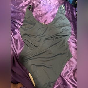 Gray shade & shore swimsuit size xl